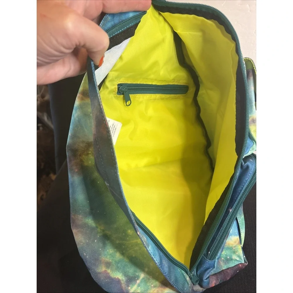 KAVU Rope Sling Bag Galaxy Print Crossbody Backpack Travel Daypack Cosmic